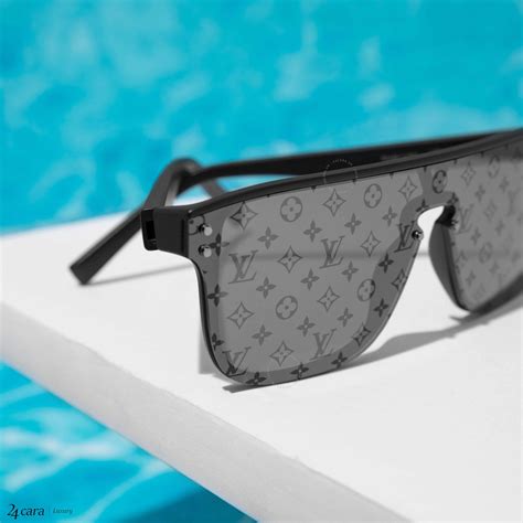 louis vuitton print glasses.